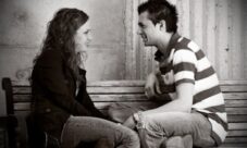 Quién debe declarar primero el amor, ¿Él o ella?