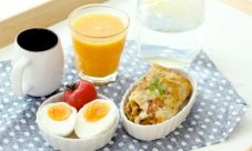 ¿Cómo se prepara un desayuno saludable?