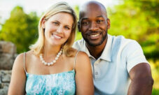 Los amores de razas distintas que rompen barreras