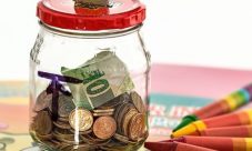 7 Maneras sencillas de ahorrar dinero este año
