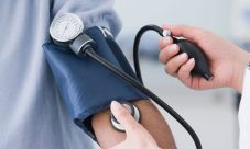 ¿Qué es la presión arterial alta?
