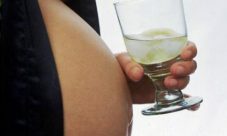 El consumo de alcohol durante el embarazo