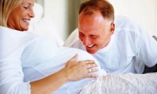 ¿Hasta los cuantos años una mujer puede tener hijos?
