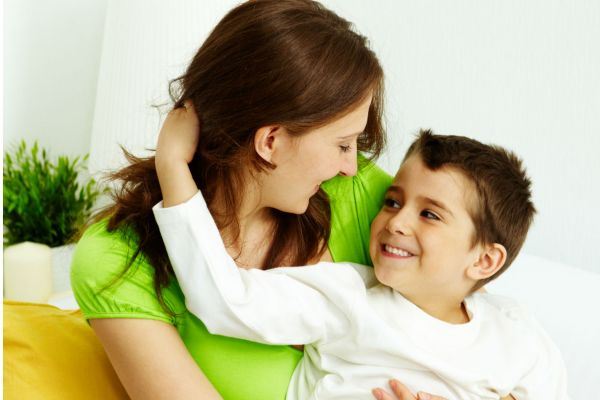 ¿Cómo educar hijos varones?